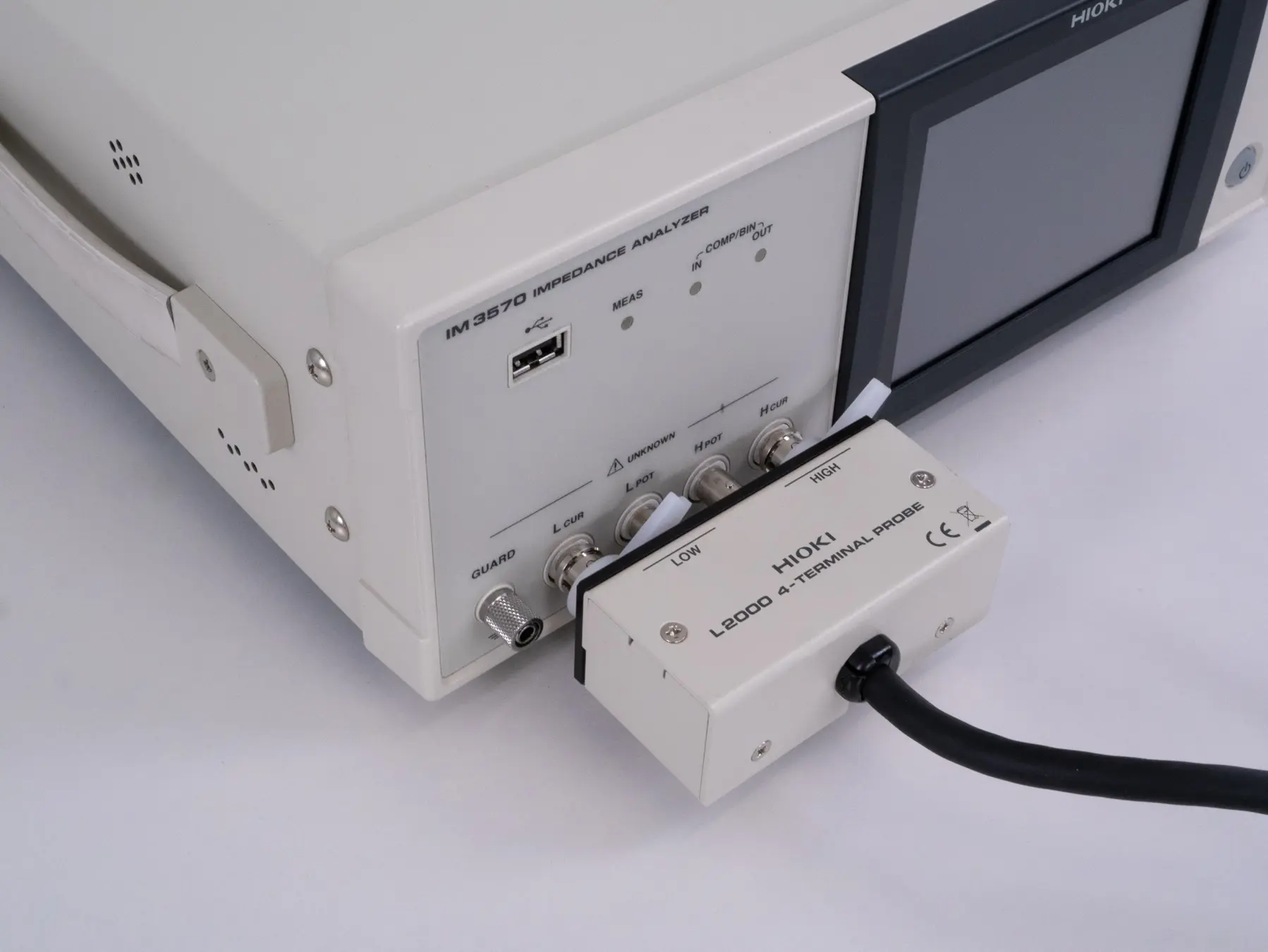 HIOKI IM3570-9000 impedance analyzer 4hz to 5mhz with L2000 4 terminal probe 2