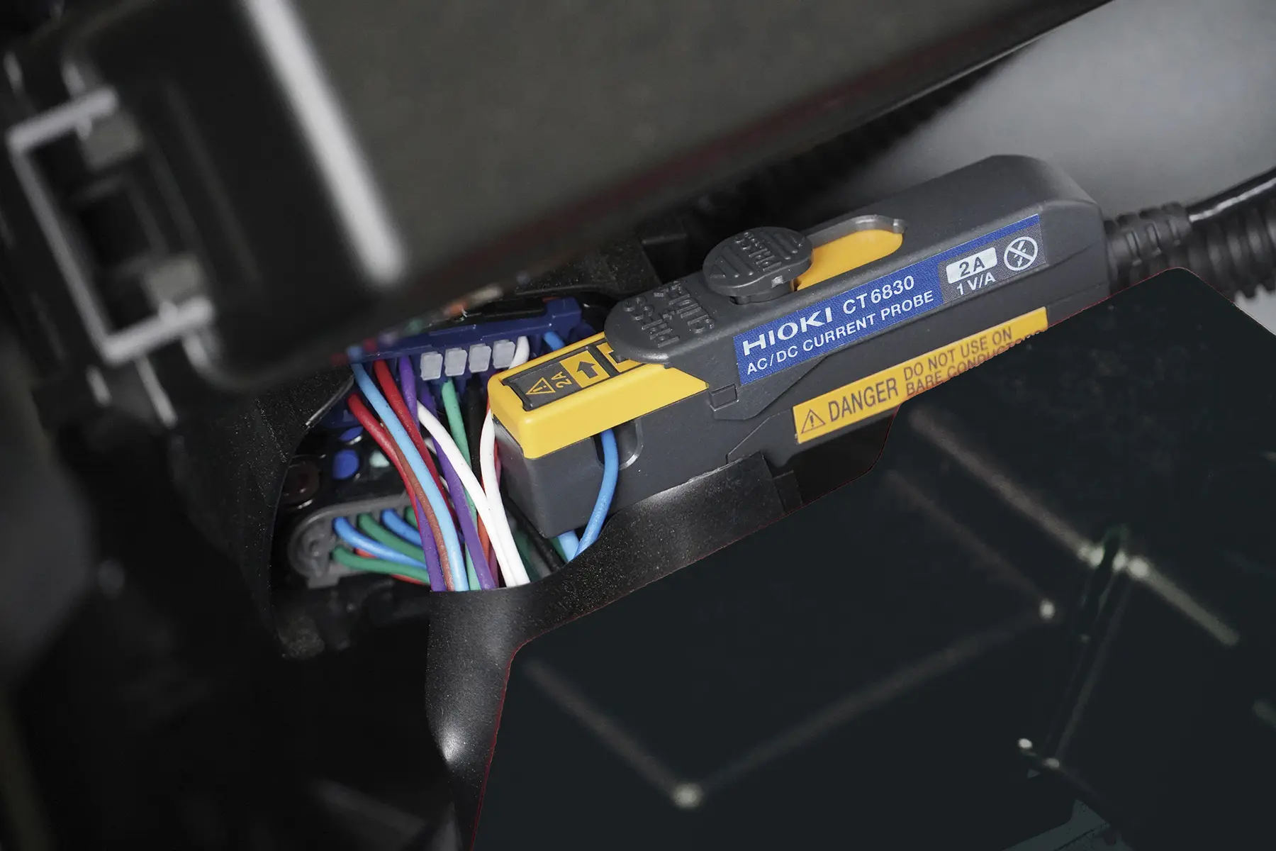 HIOKI CT6830 current probe 2a 100khz