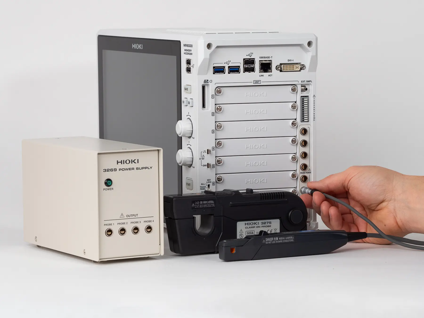 HIOKI MR6000 - Modular 32-channel memory recorder, 200 MS/s, 1000 V direct input, touchscreen