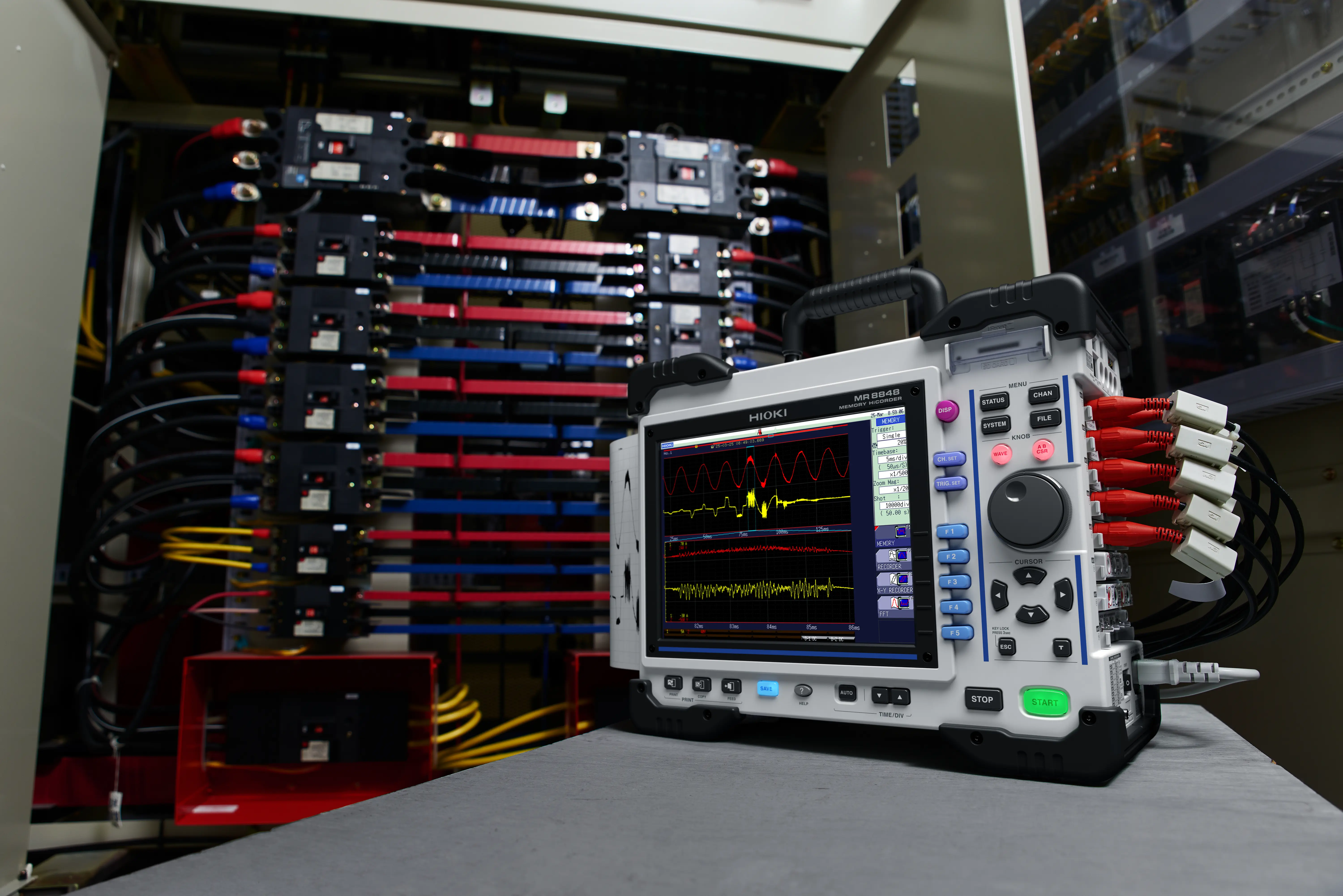 HIOKI MR8848 - Modular 32-channel memory recorder, 20 MS/s, 1000 V direct input, rugged design