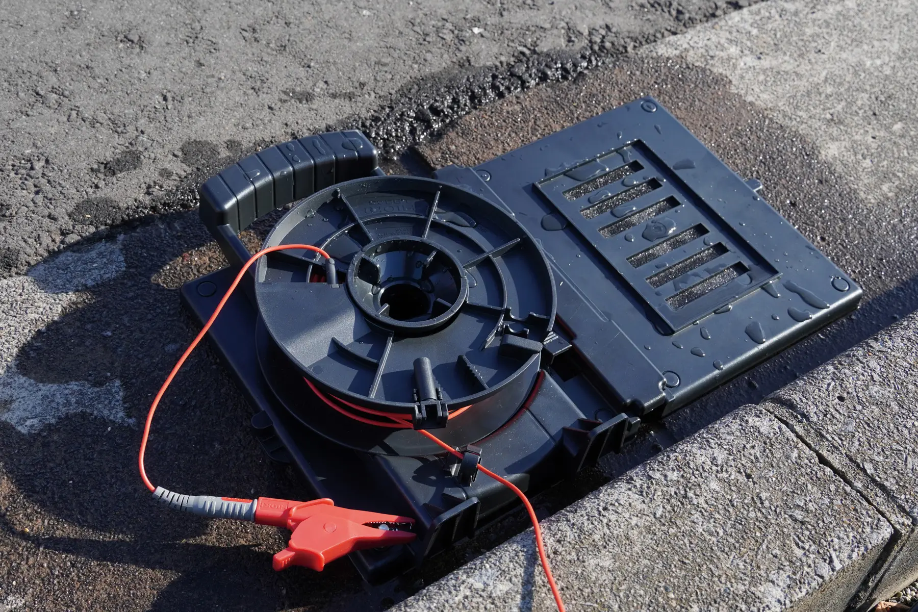 HIOKI L9846 module with built in earthing mat for concrete surfaces