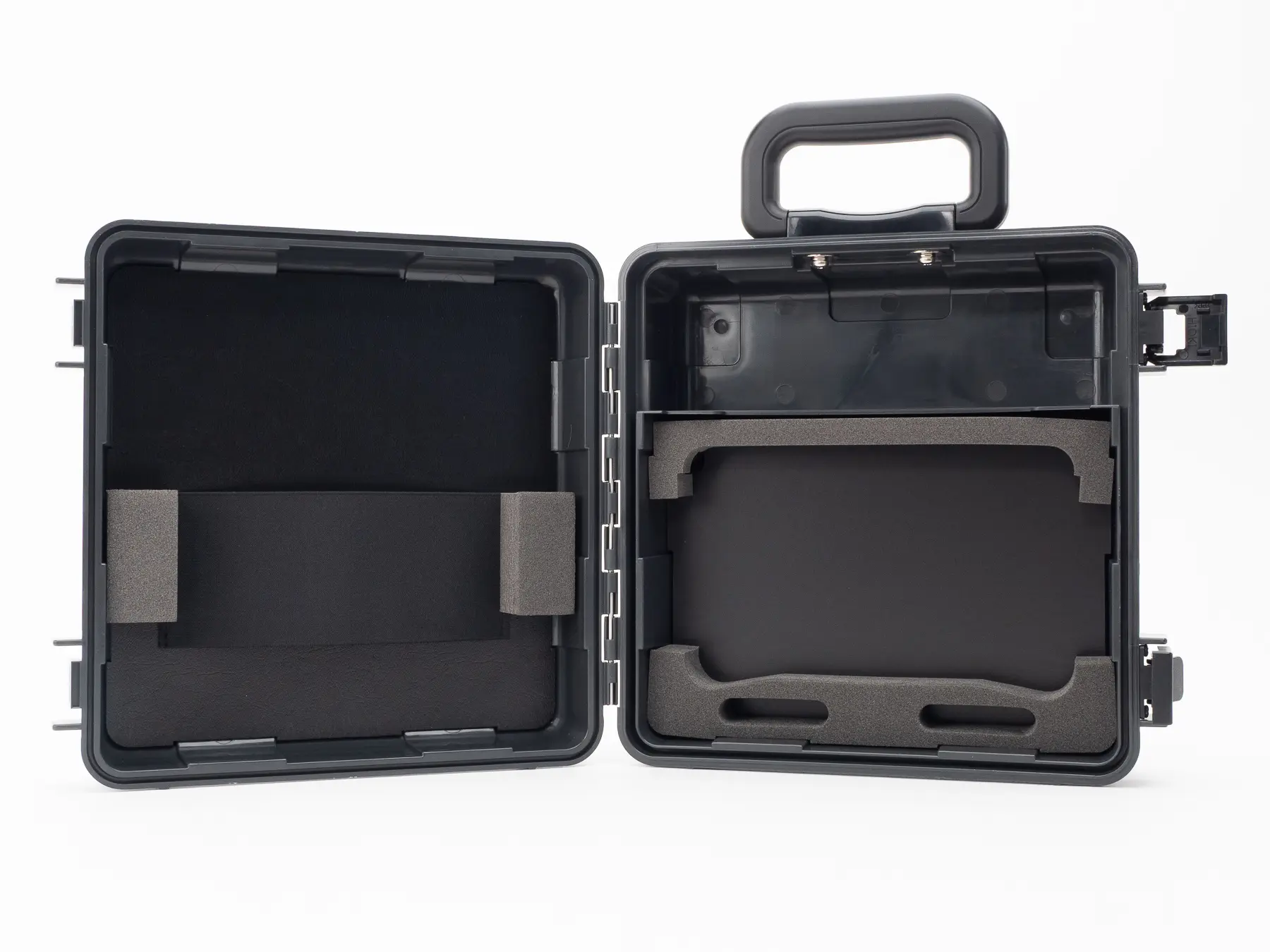 C1006 - Carrying Case for RM3548