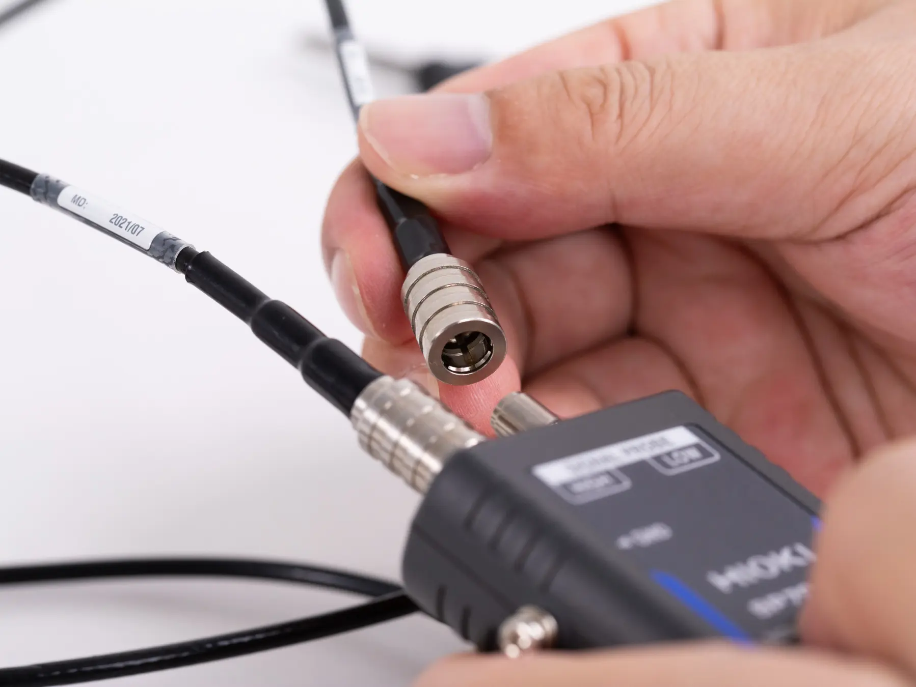 HIOKI SP7001-90 Set non-contact can fd sensor set screw type probes 125kbit s to 3mbit s