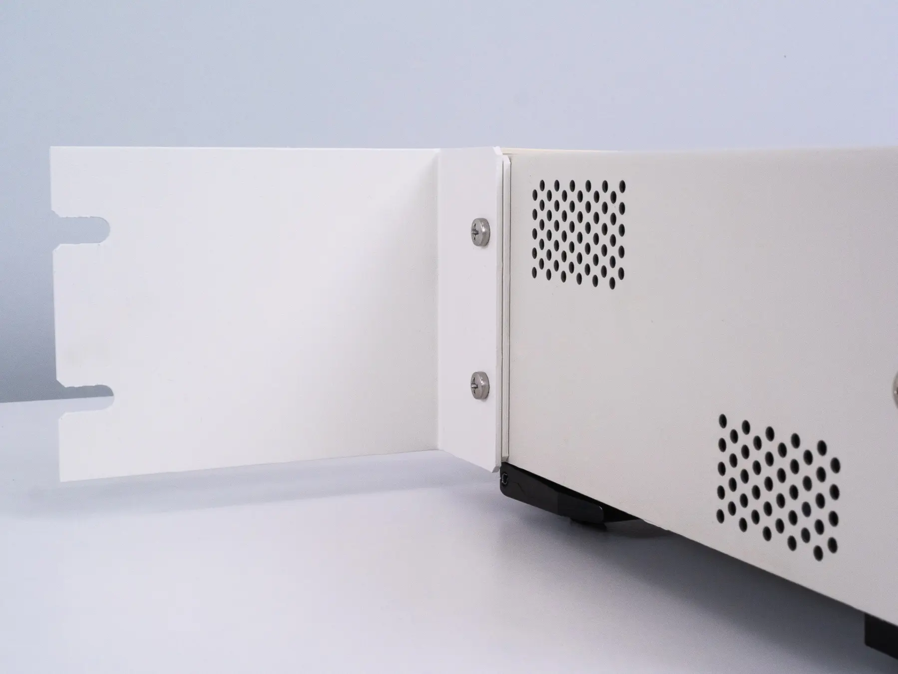 HIOKI EU3523 Rack mount kit for IM3523 4