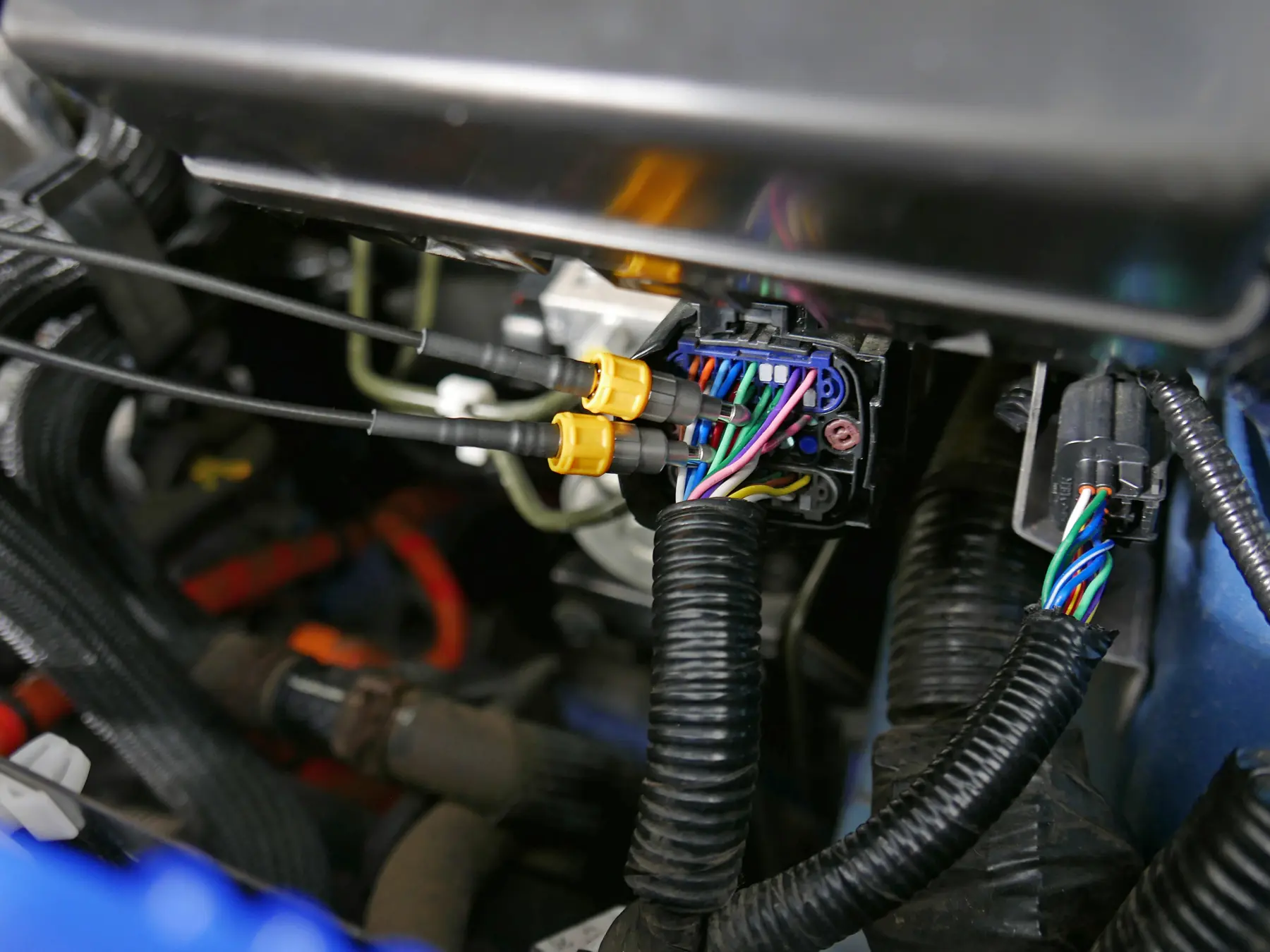 HIOKI SP9200 screw type probes for SP7001 CAN FD sensor vehicle bus analysis